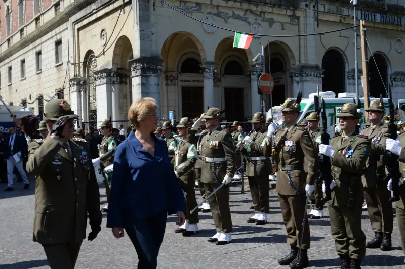 La sfilata delle penne nere bresciane