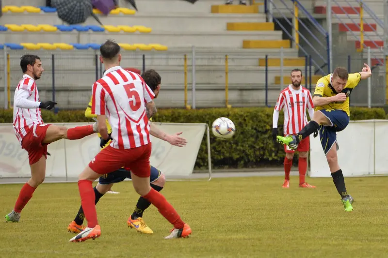 Serie D, Ciliverghe-Caravaggio 1 - 2