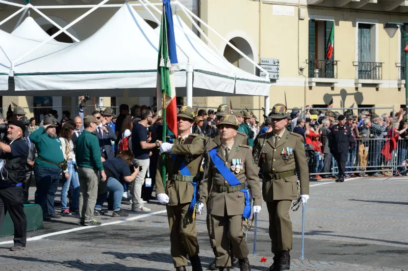 La sfilata delle penne nere bresciane