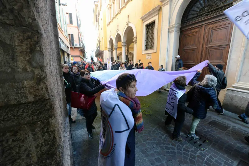 La marcia per l'accoglienza in città