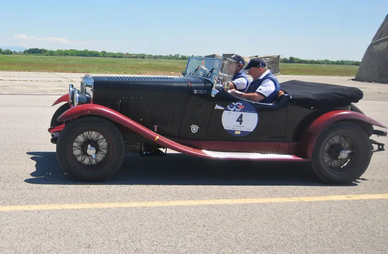 La Mille Miglia all'aerobase di Ghedi