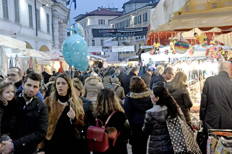 Si accendono le luci in San Faustino