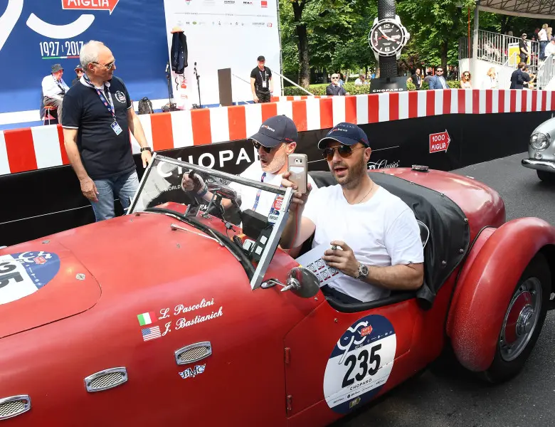 Il via alla Mille Miglia in viale Venezia