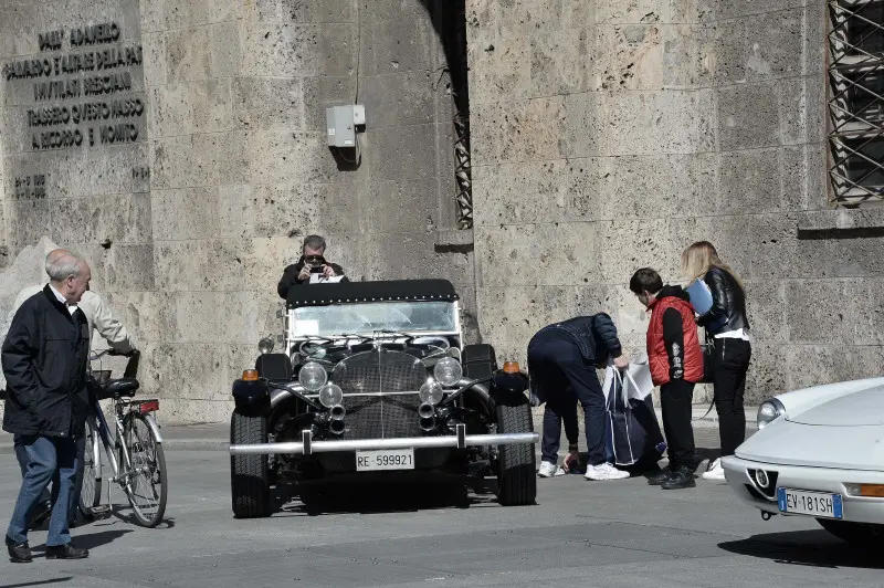 La partenza della 500miglia Touring