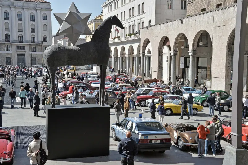 La partenza della 500miglia Touring