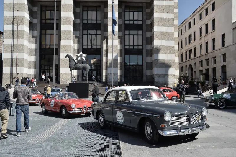 La partenza della 500miglia Touring