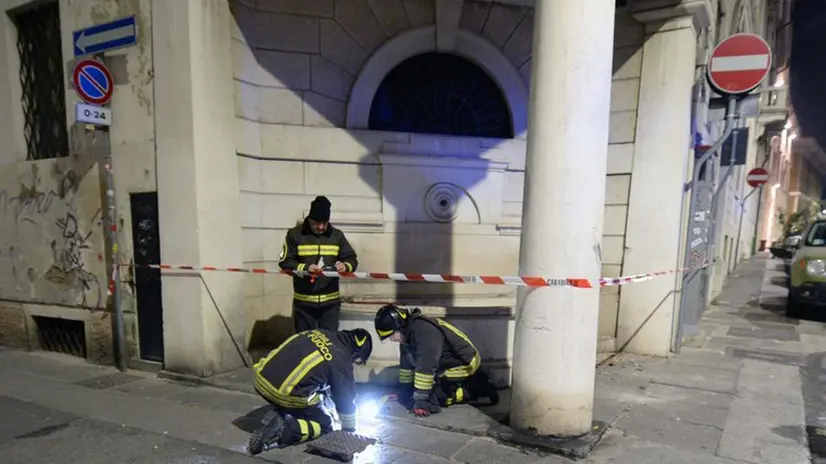 Il luogo dell'esplosione in via Crispi