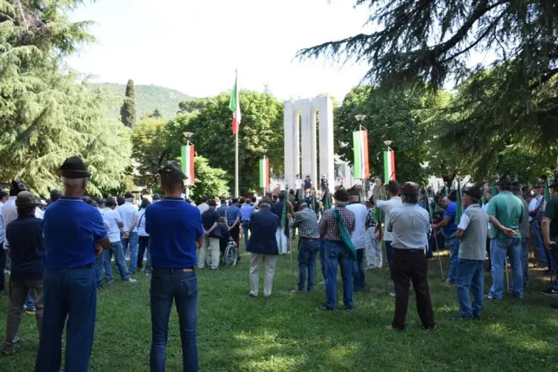 Festa per i 90 anni del gruppo alpini