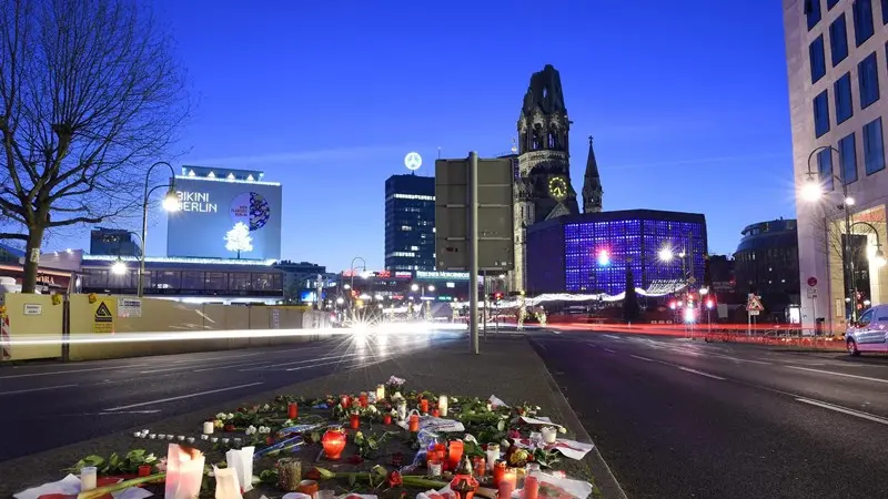 Blitz della polizia tedesca dopo la strage di Berlino