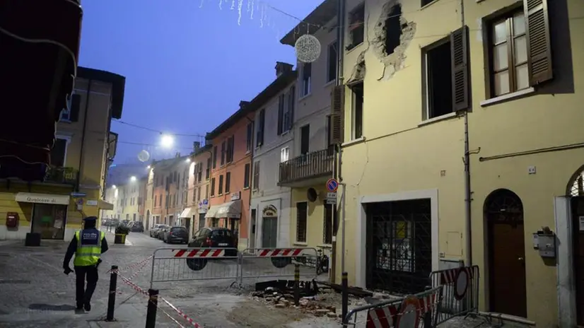 Esplosione in via Trento
