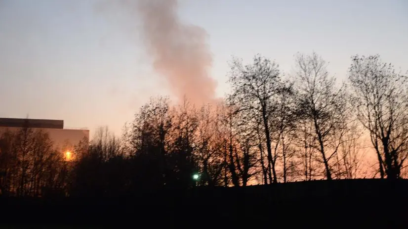 Fiamme alla Ori Martin, domate le fiamme