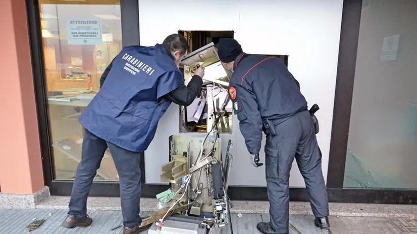 Botto al bancomat di via Caporalino a Cellatica