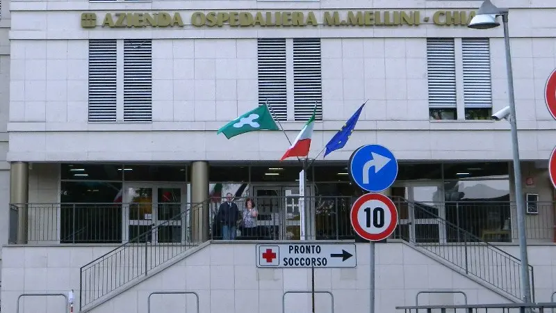 L'ingresso dell'ospedale Mellini a Chiari - © www.giornaledibrescia.it