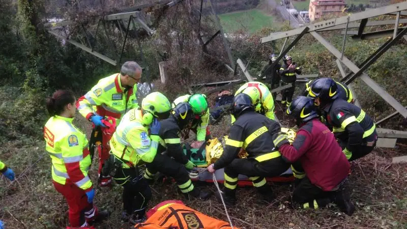 Infortunio a Cedegolo, ferito un operaio