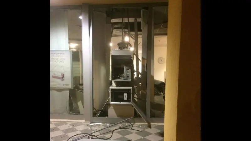Assalto al bancomat a Gavardo