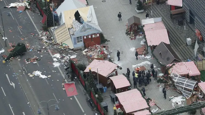 Il luogo della strage a Berlino - Foto Ap © www.giornaledibrescia.it