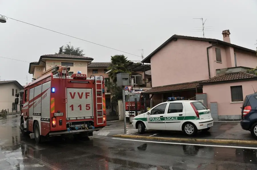 Castrezzato, fiamme e paura