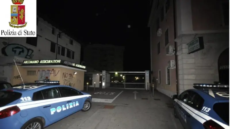 Rapina in città, due in arresto