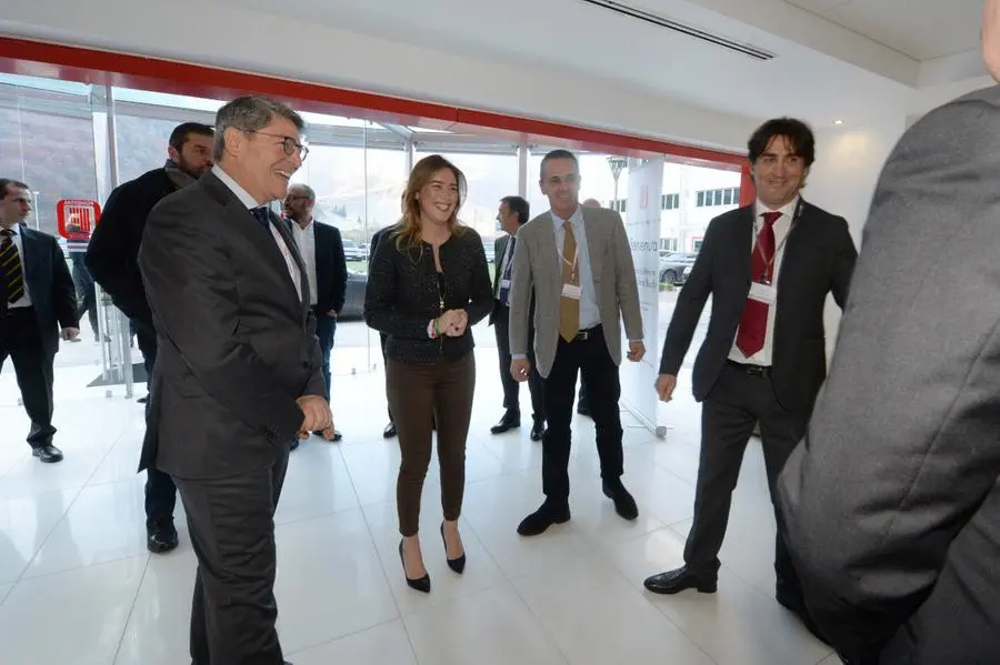 La visita del ministro Boschi alla Fondital di Vobarno