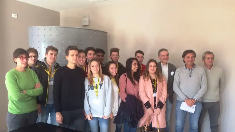 La visita degli studenti alla Zerouno informatica