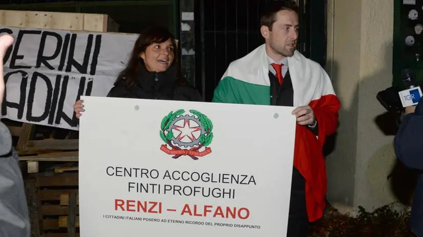 Il presidio alla Serini