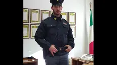 La pistola sequestrata dagli agenti del Commissariato di Desenzano - © www.giornaledibrescia.it