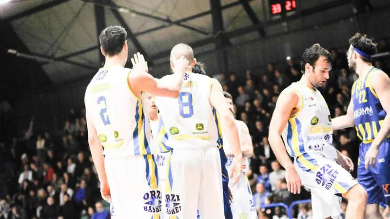 Basket Serie B, Orzinuovi - Iseo, 77 -46