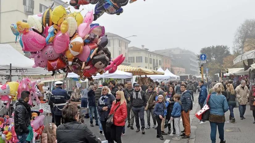 La fiera in via Milano