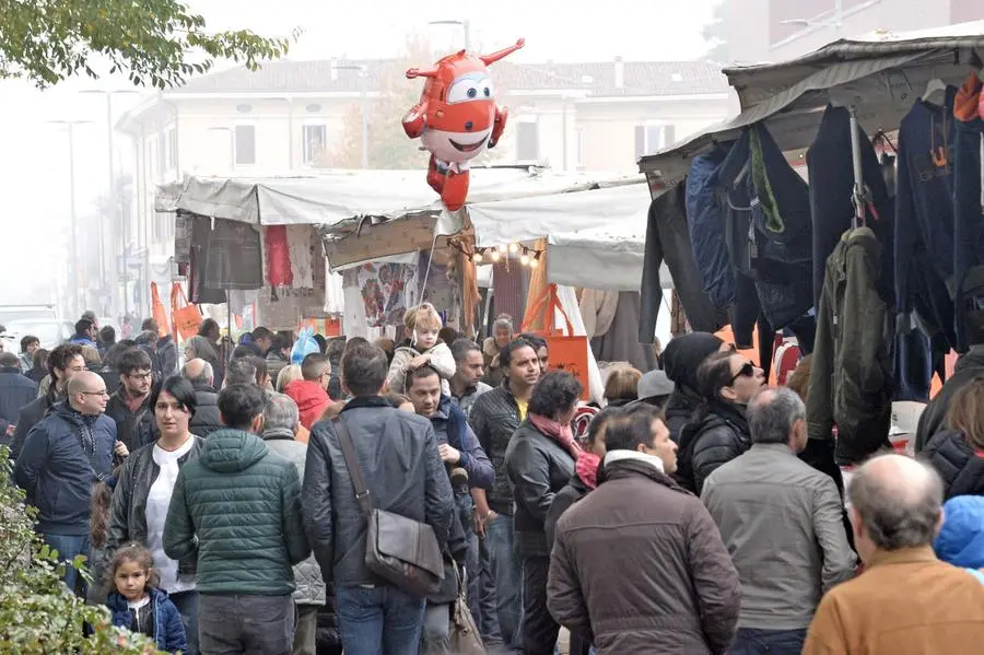 La fiera in via Milano