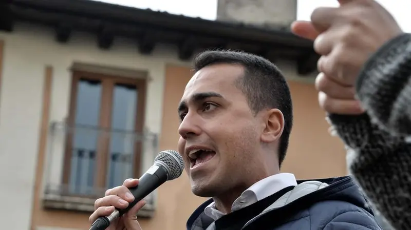 #IoDicoNo Tour in piazza del Mercato a Brescia