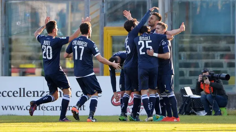 L'esultanza dei giocatori del Brescia - Foto Reporter Zanardelli © www.giornaledibrescia.it