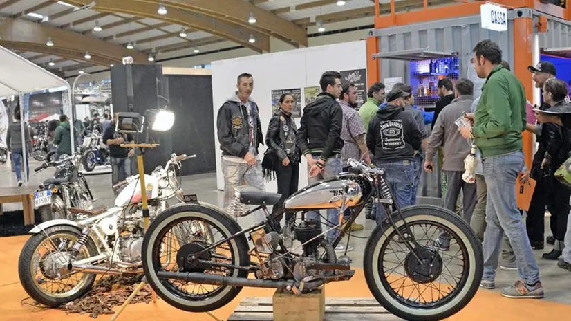 Tra gli stand di Rombo di Tuono