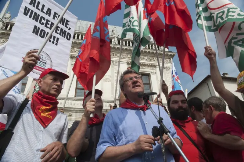 La manifestazione dei sindacati