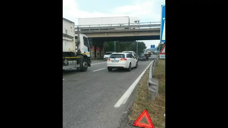Tamponamento a catena sulla Sud