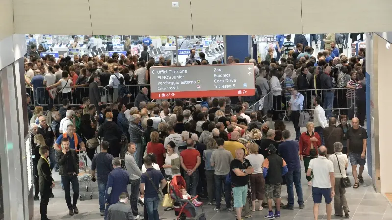 Partito l'assalto a Elnòs