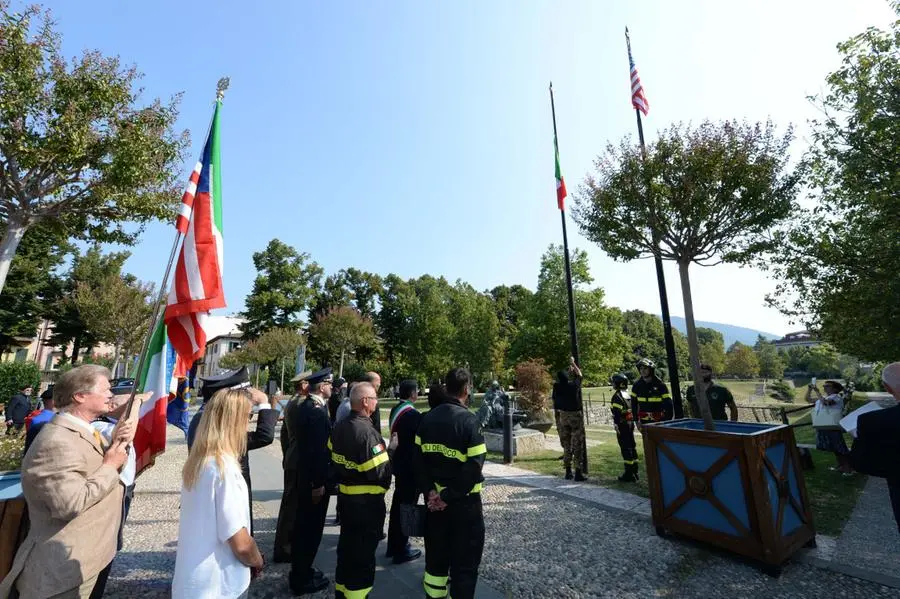 La commemorazione al parco Torri Gemelle