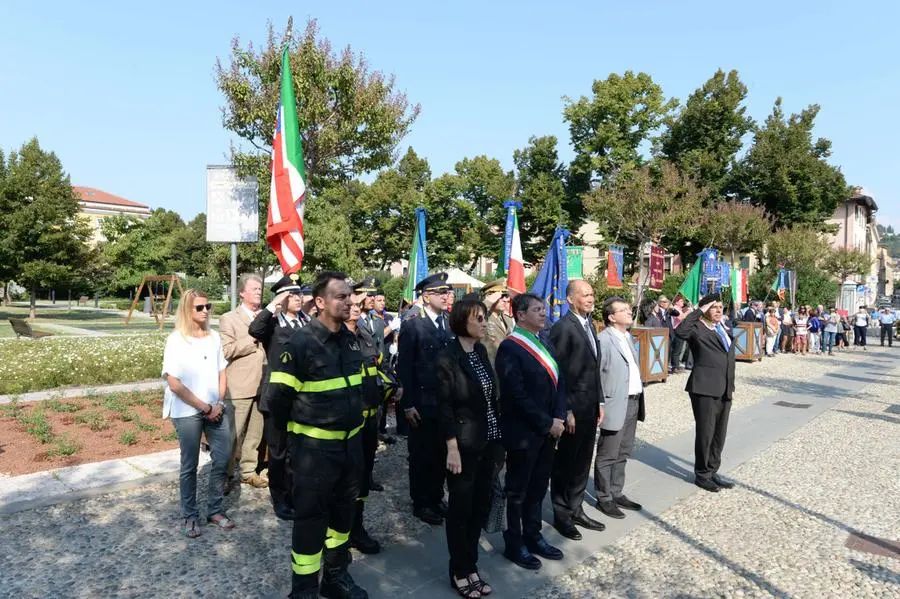 La commemorazione al parco Torri Gemelle