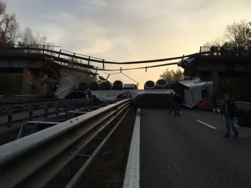 Il crollo del ponte