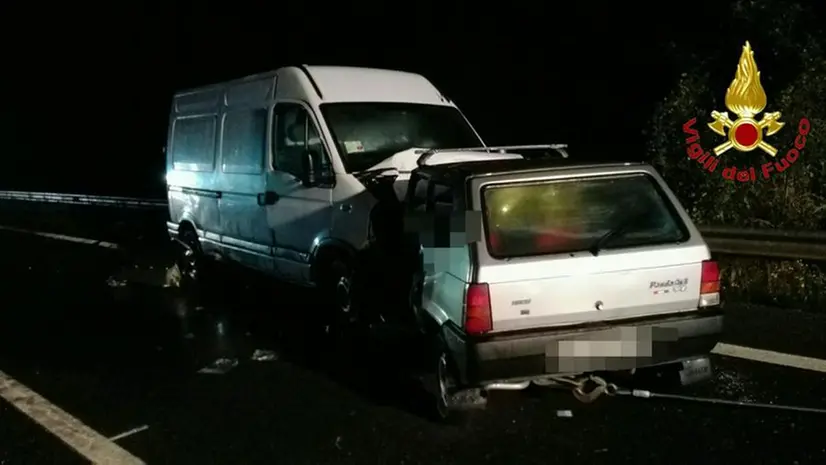 I mezzi e il luogo dell'incidente in Valcamonica