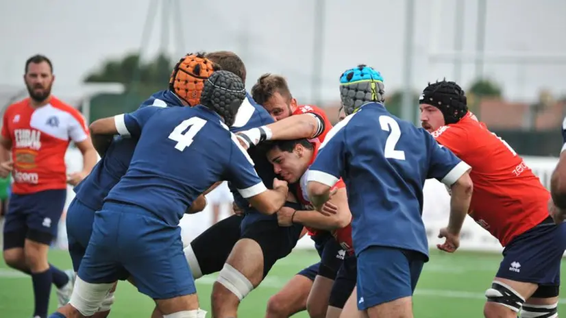 Rugby, Rovato-Cus Torino 14-41
