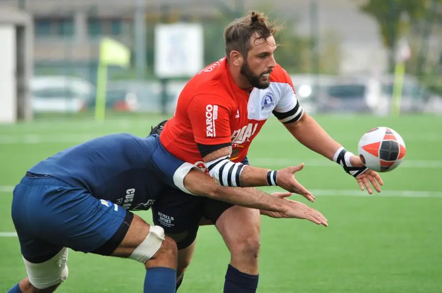 Rugby, Rovato-Cus Torino 14-41