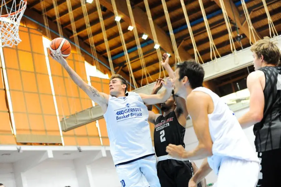 Germani Basket Brescia - Santa Clara University 72-68