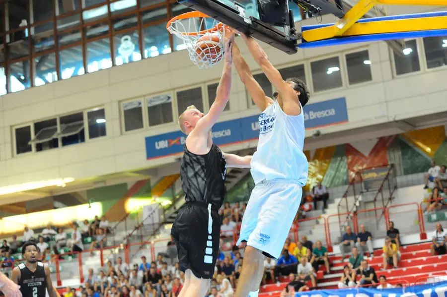 Germani Basket Brescia - Santa Clara University 72-68