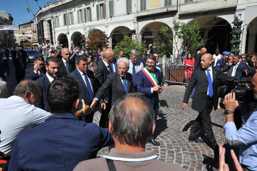Il presidente Mattarella in centro a Brescia