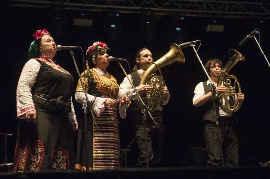 Goran Bregovic ha invaso della sua inconfondibile allegria gypsy la Festa di Radio Onda d’Urto