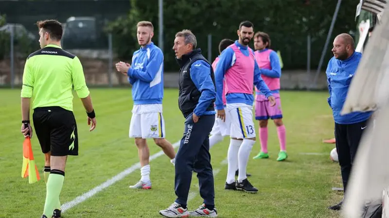 Calcio, Promozione: Cazzago-Vighenzi 1-1