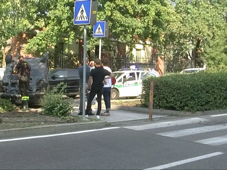 Ribaltamento in via Lamarmora