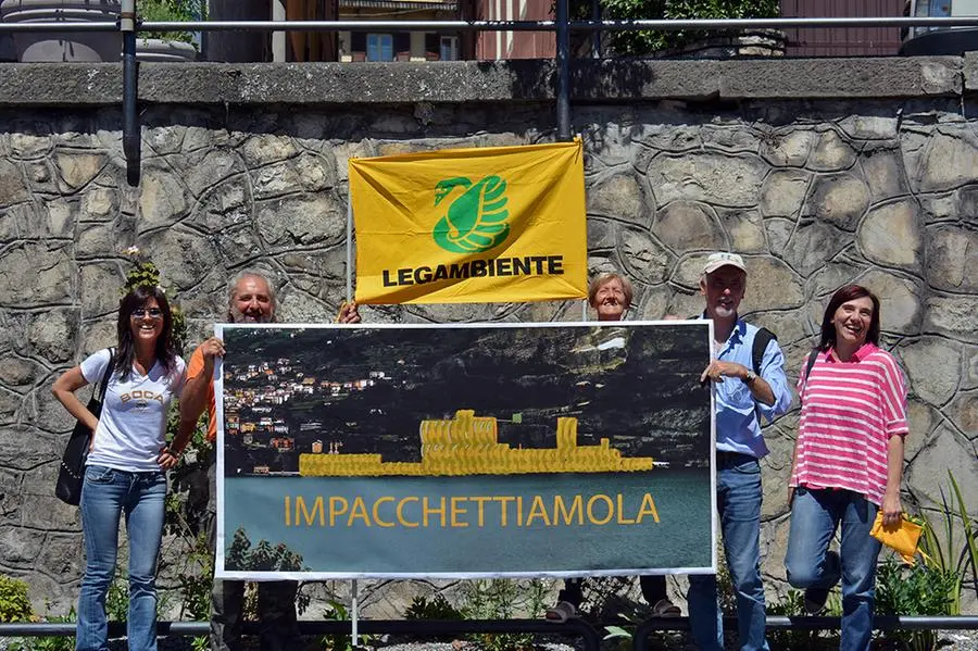 La protesta di Legambiente