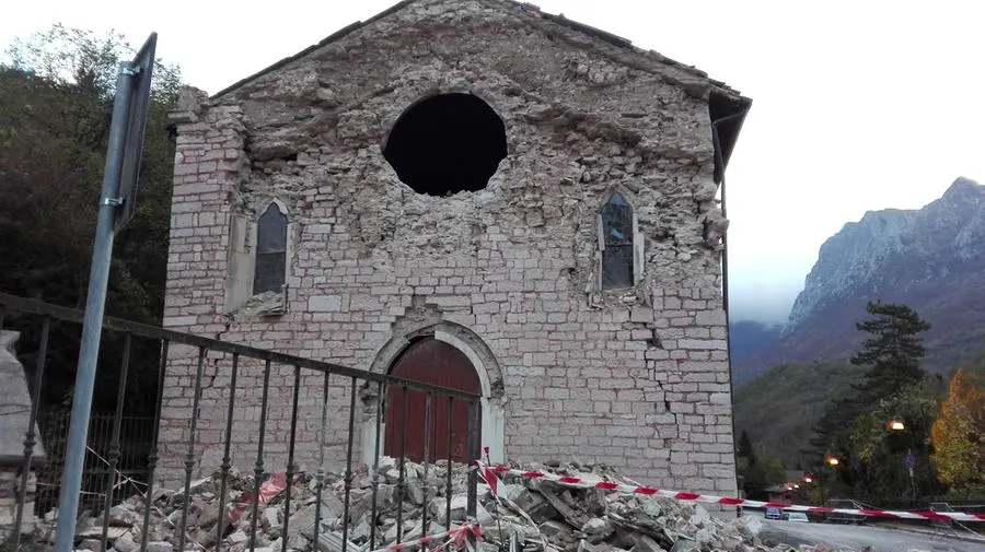 Le immagini dei danni del terremoto del 26 ottobre