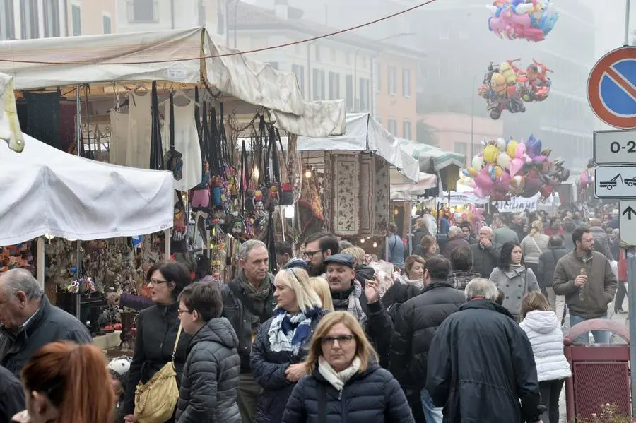 La fiera in via Milano